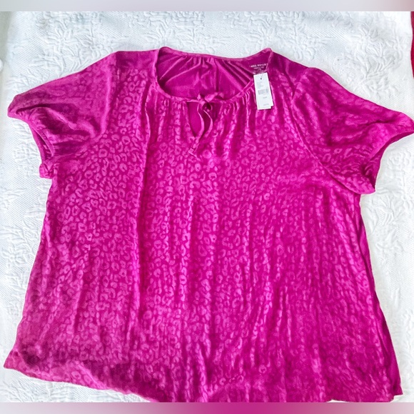 NWT Lane Bryant Swing Tee Purple Plum Color Keyhole Top Shirt Size 22/24 2X $50 - Picture 2 of 8